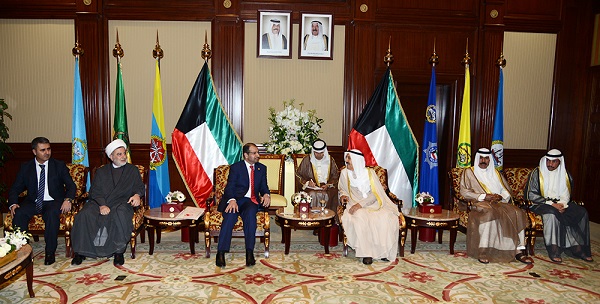 سمو الأمير يستقبل رئيس مجلس النواب العراقي